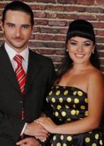 Senden Başka poster