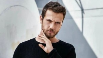 Aras Bulut İynemli İyilik Öğretmeni Dizisiyle Mi Dönüyor?
